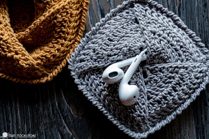 free crochet personal pouch pattern