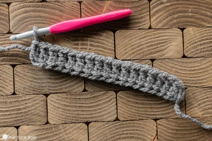 finished foundation double crochet row