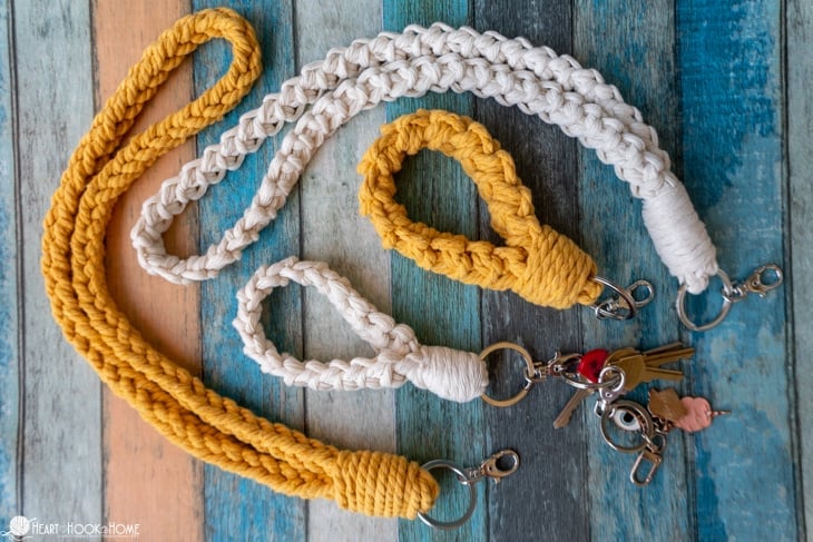 crochet jeychain tutorial
